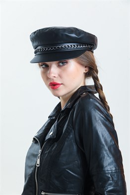 Hakiki Deri Siyah Renk Zincir Detaylı Baretta Şapka